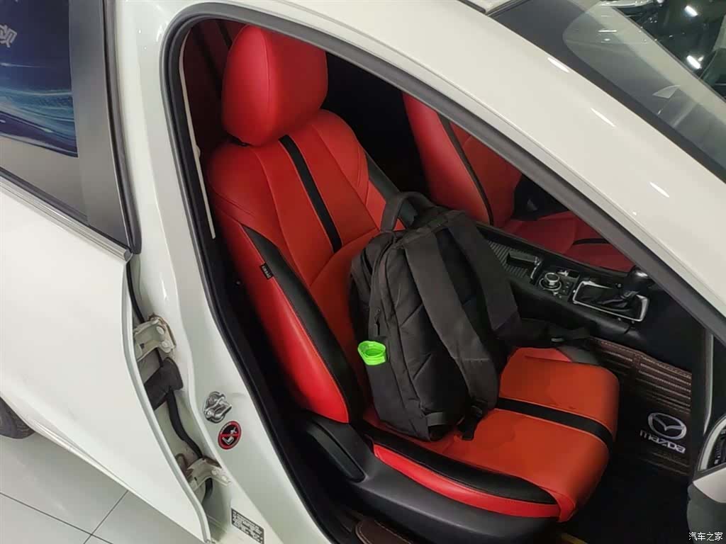 Mazda Mazda3, 2019 25