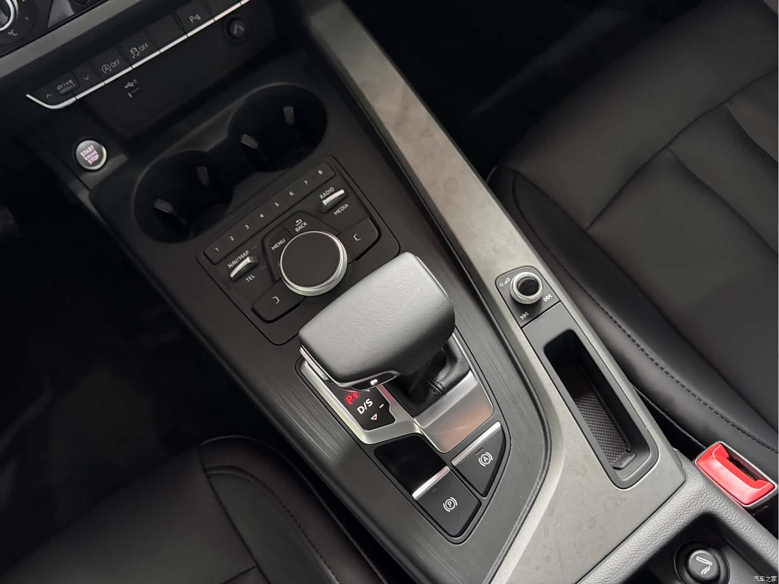 Audi A4L, 2019 16