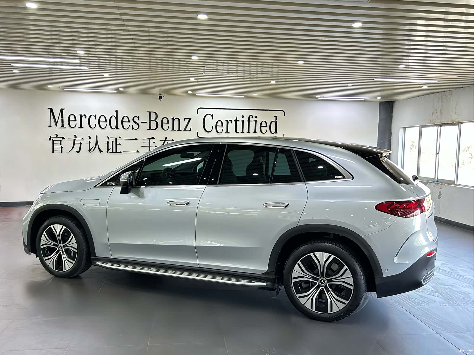 Mercedes-Benz EQE, 2024 2