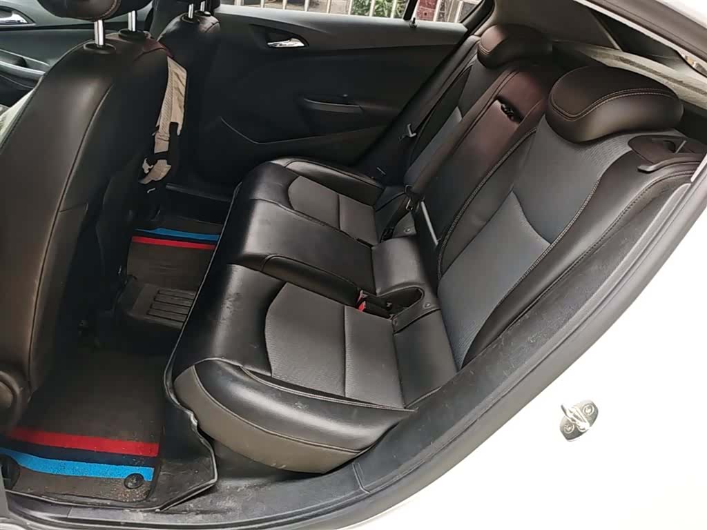 Chevrolet 320, 2019 17