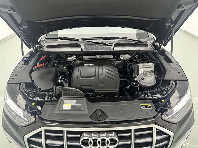 Audi Q5L, 2024 13