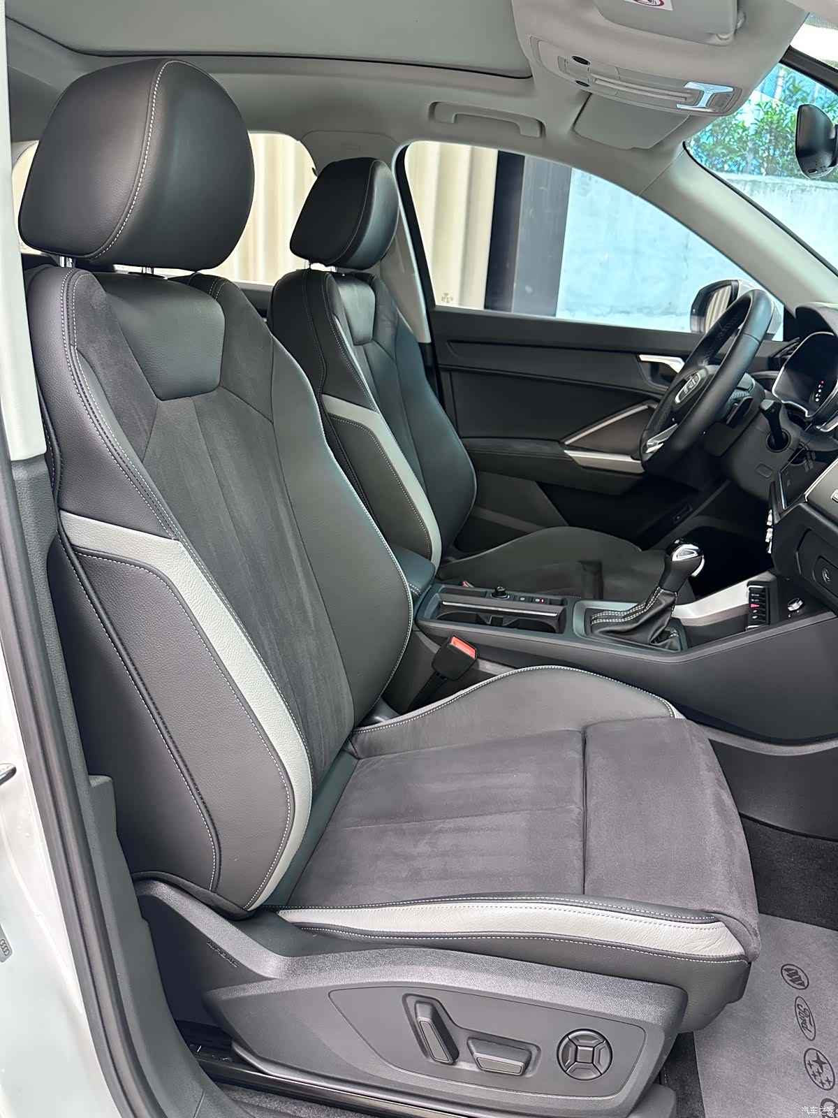 Audi Q3, 2022 13