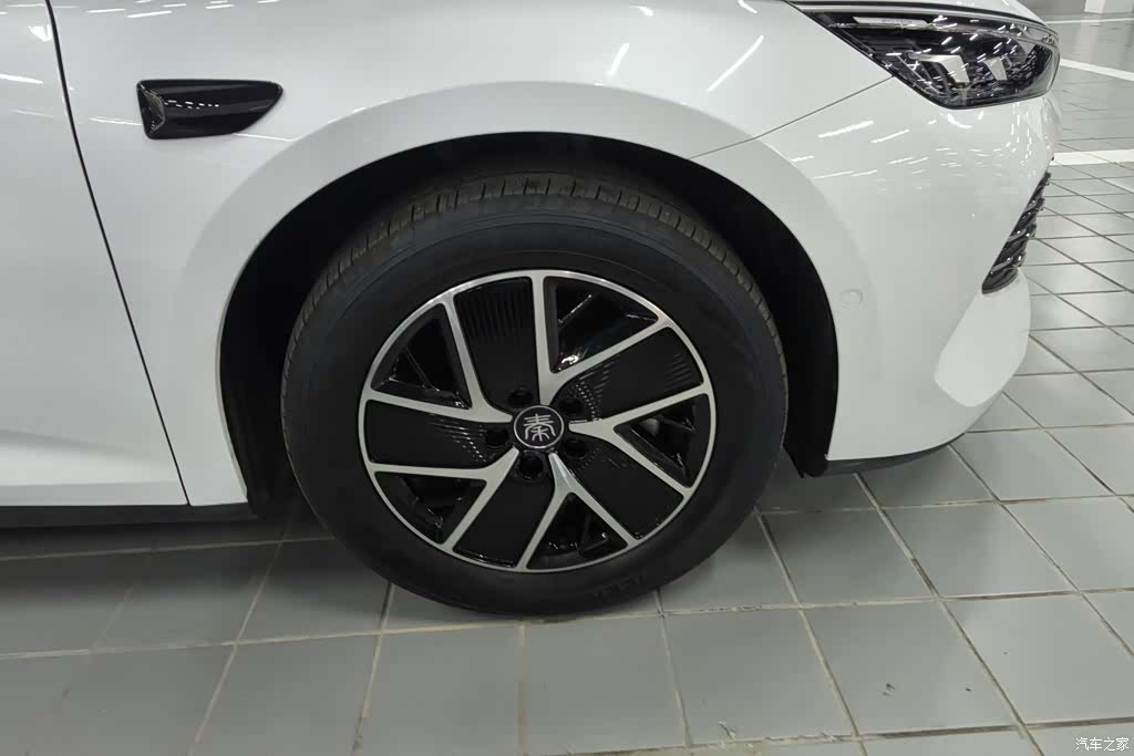 BYD Qin, 2025 6