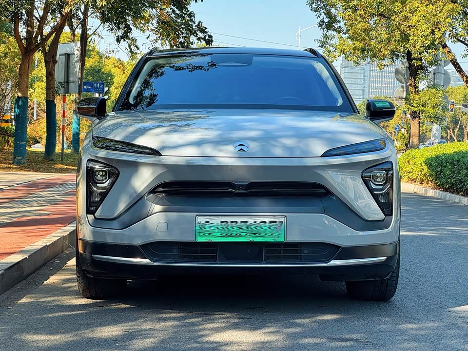 NIO ES6