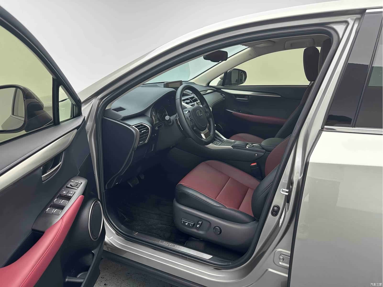 Lexus NX, 2021 9