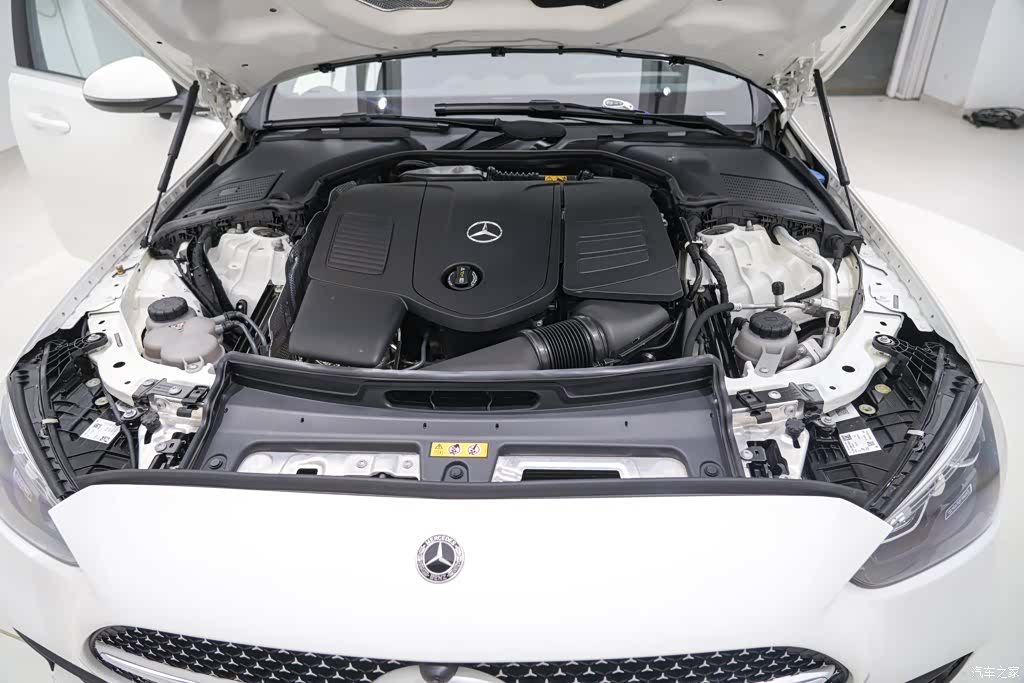 Mercedes-Benz C-Class, 2022 12