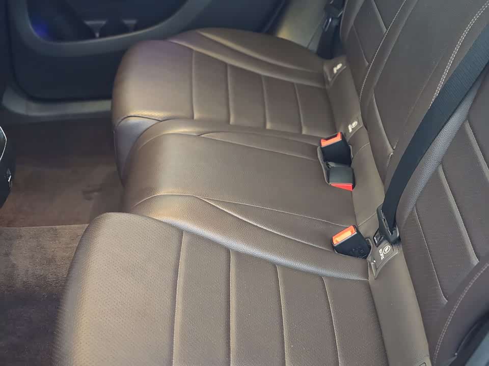 Mercedes-Benz GLC Mercedes-Benz GLC
