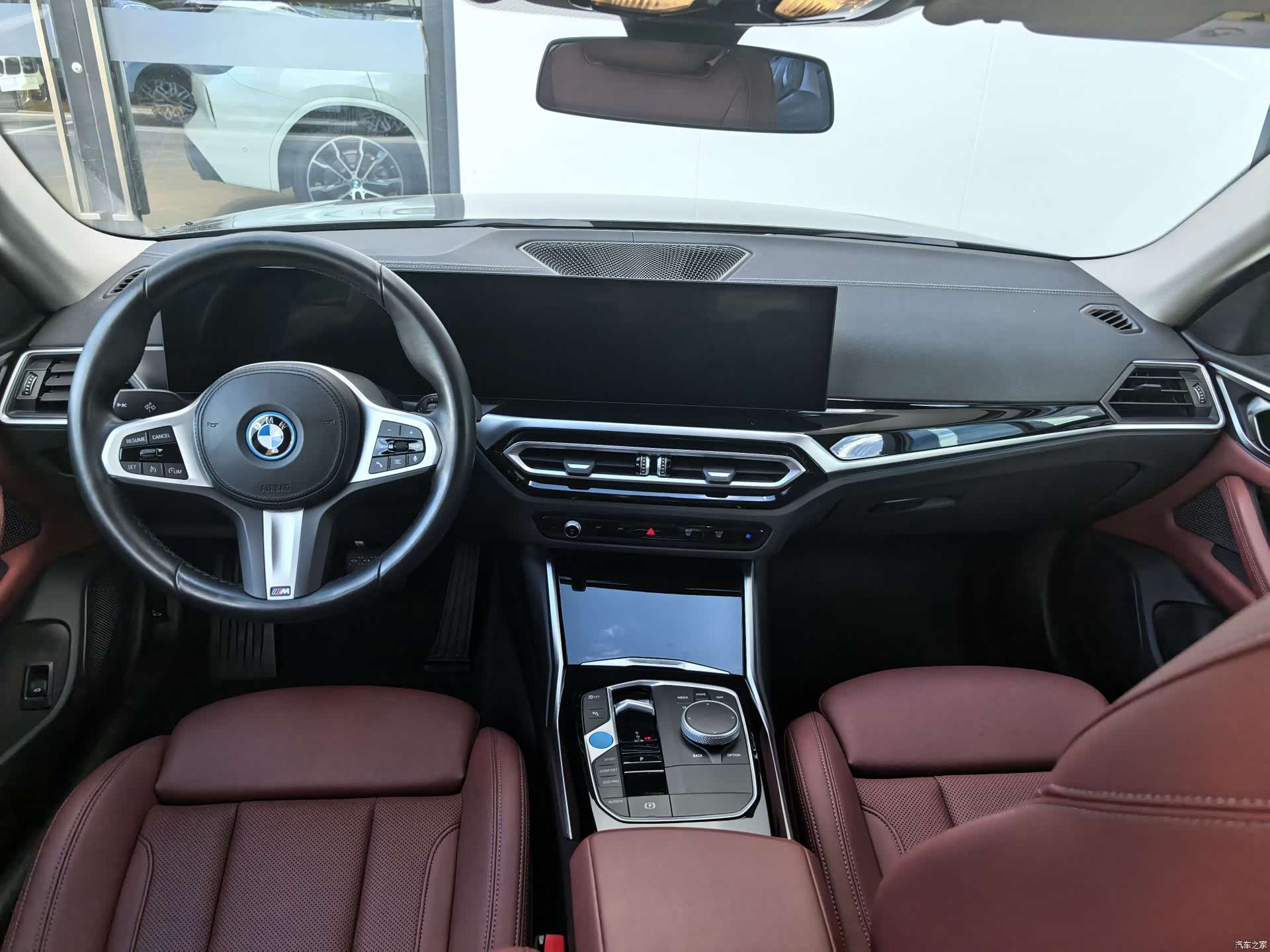 BMW i4, 2025 8