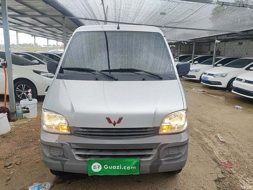 Wuling VI, 2021 3