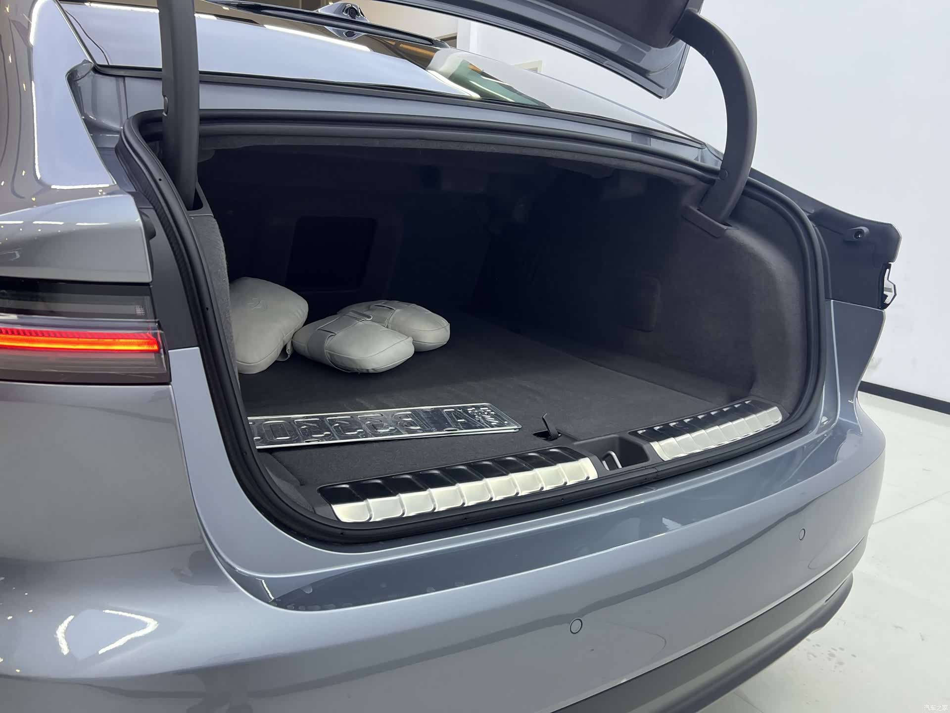 NIO ET7, 2024 7