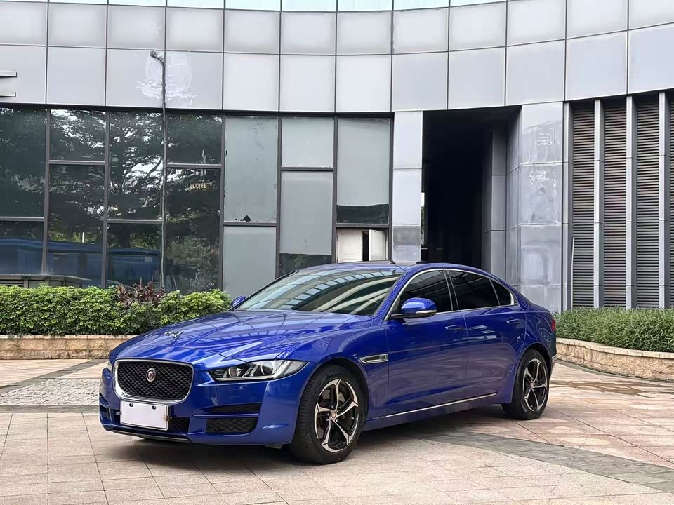 Jaguar XEL Jaguar XEL