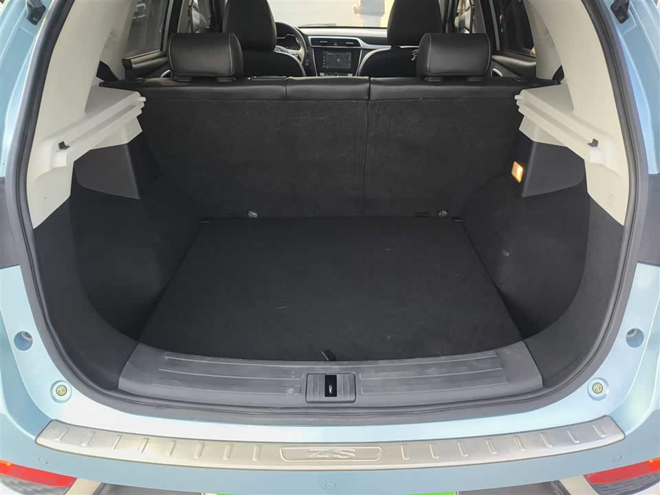 MG EZS pure electric