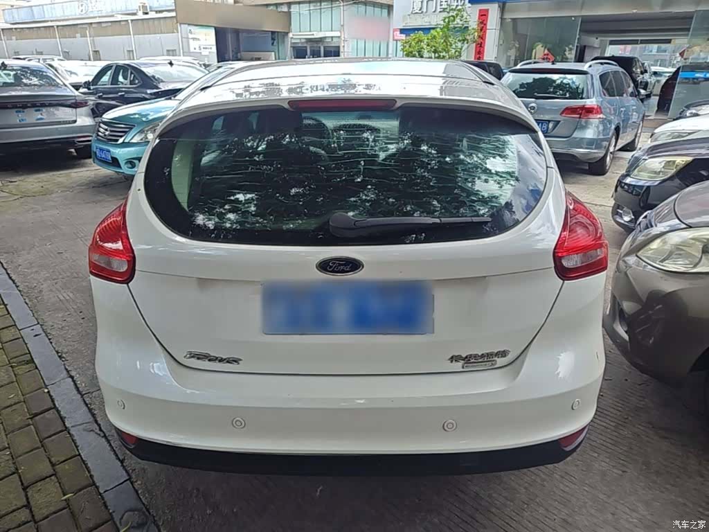 Ford Focus, 2015 6