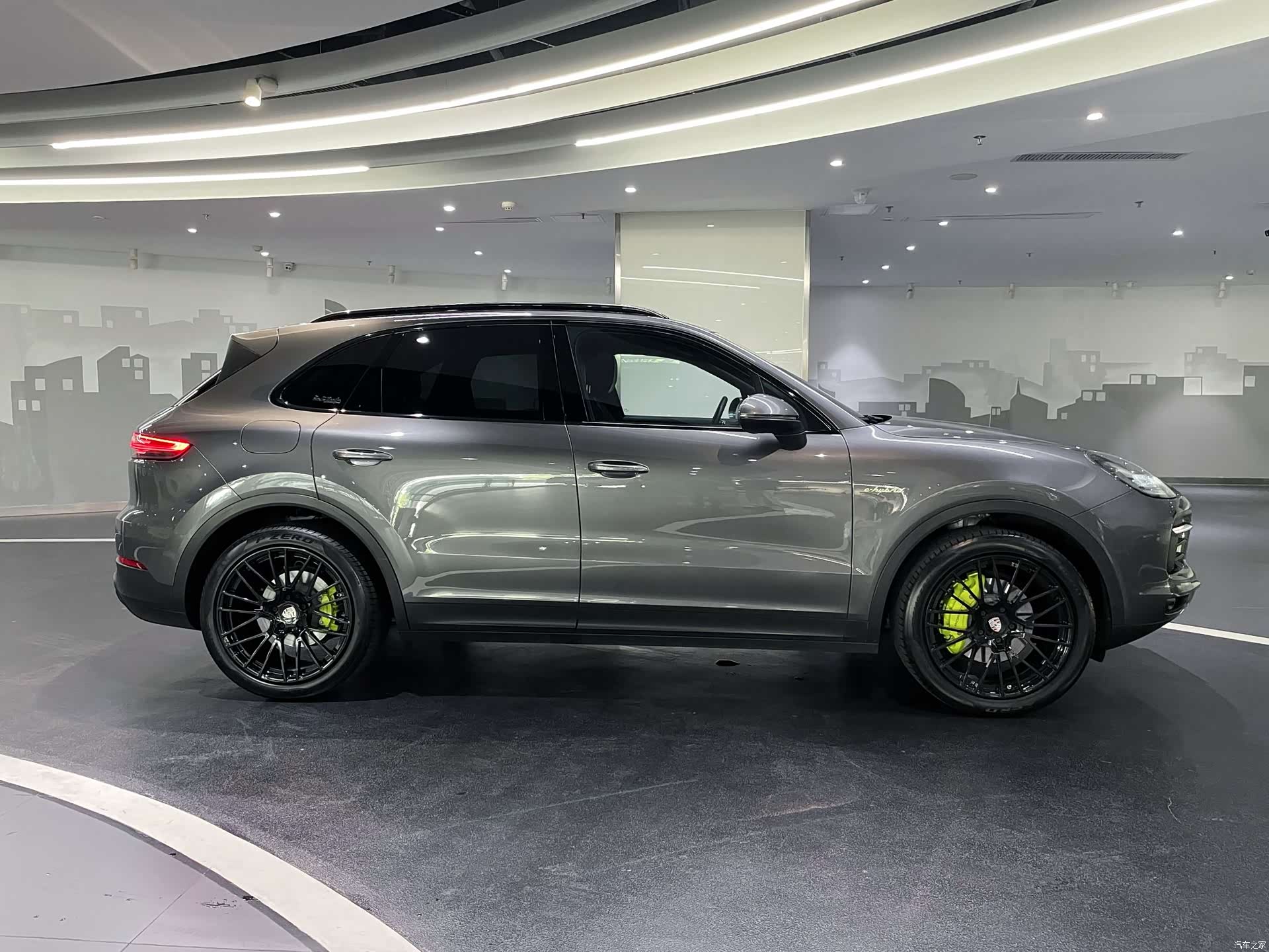 Porsche Cayenne, 2023 2