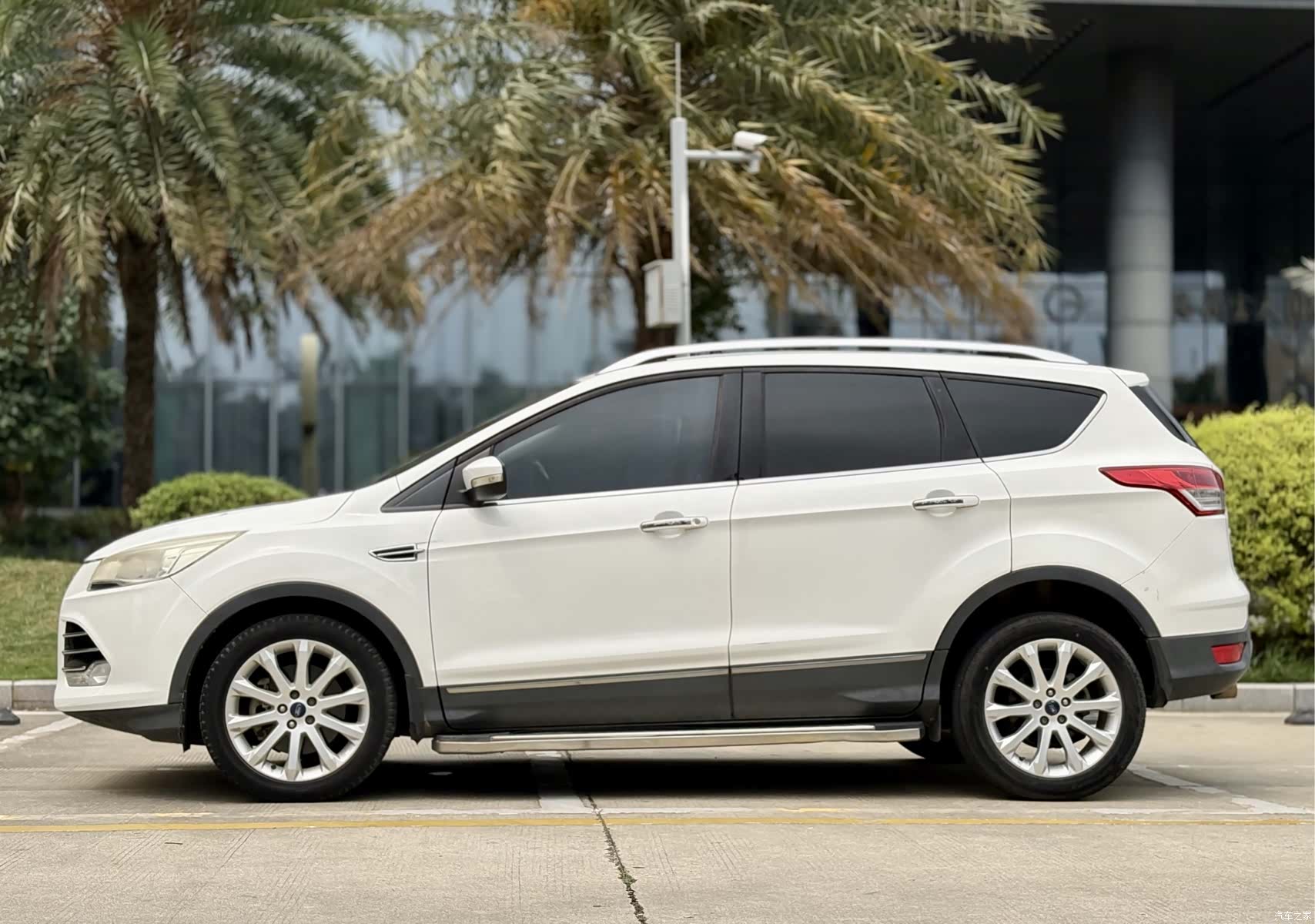 Ford Kuga, 2014 12