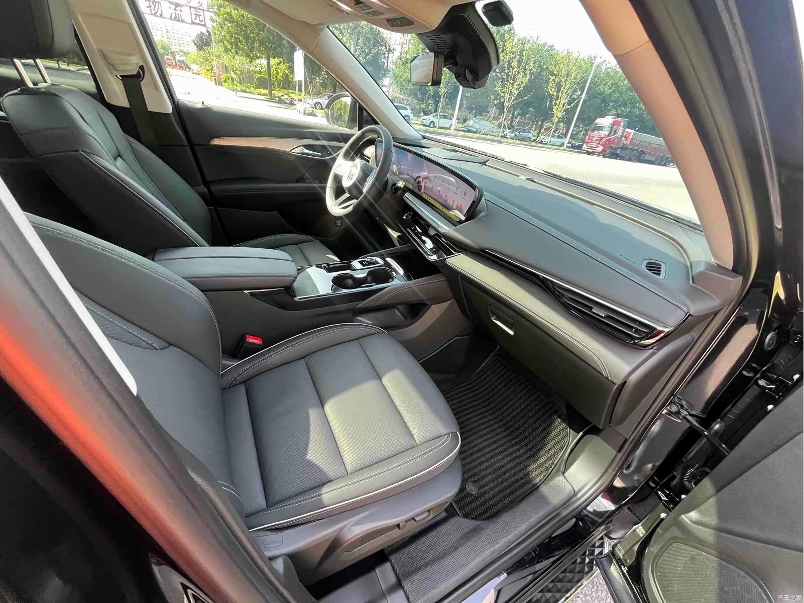 Buick Envision Plus, 2025 14