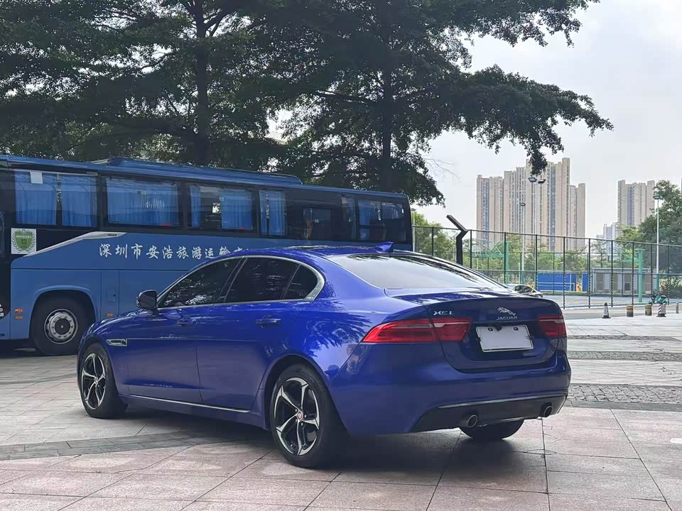 Jaguar XEL Jaguar XEL