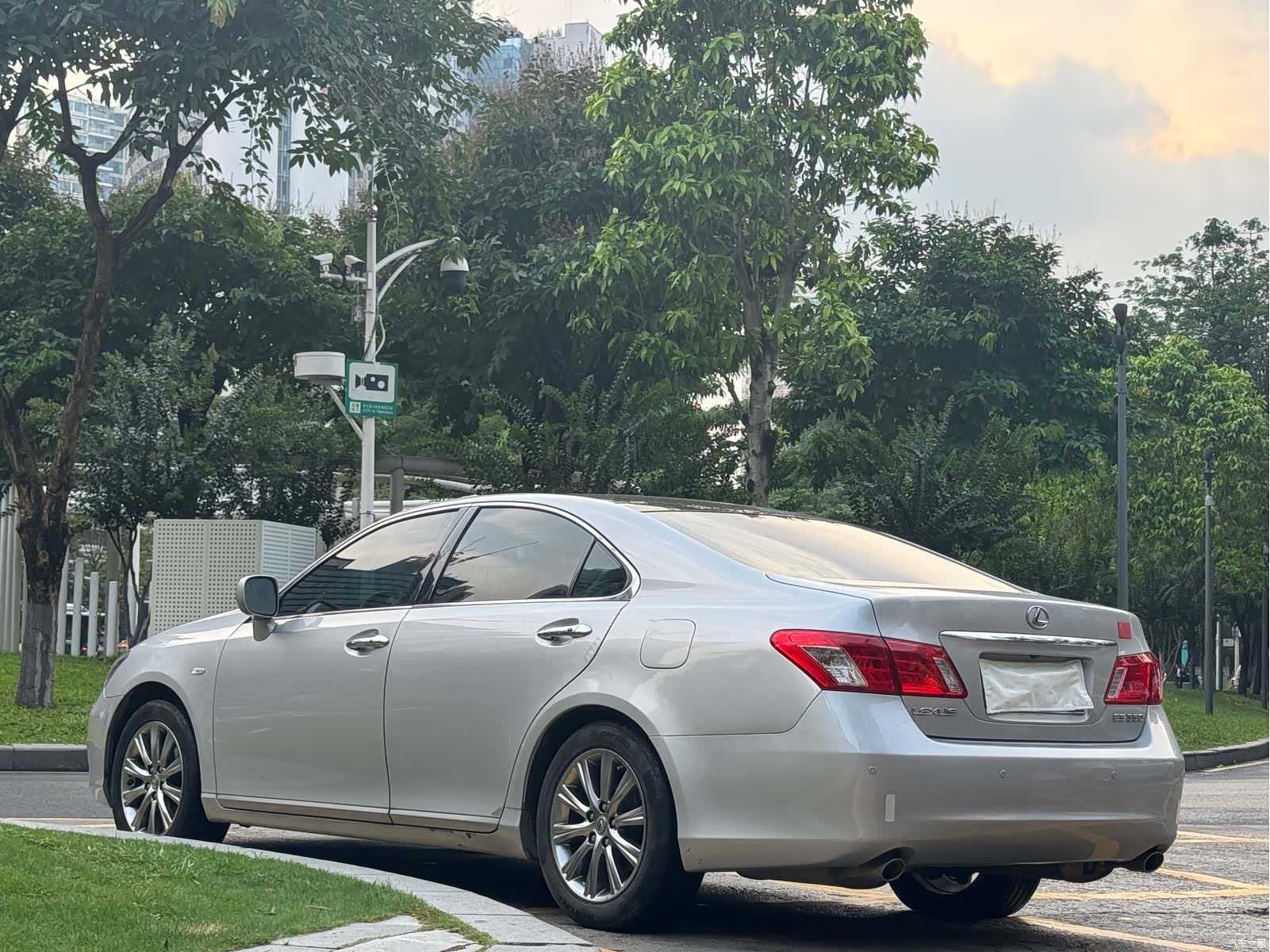 Lexus ES, 2009 12