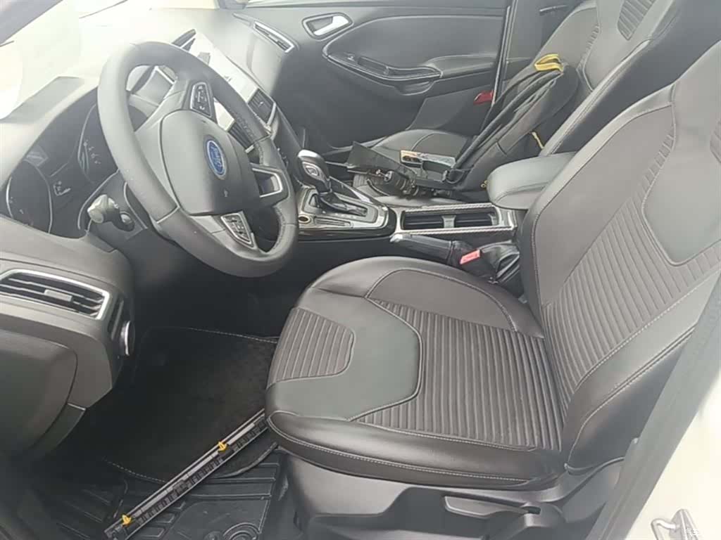 Ford Focus, 2016 15