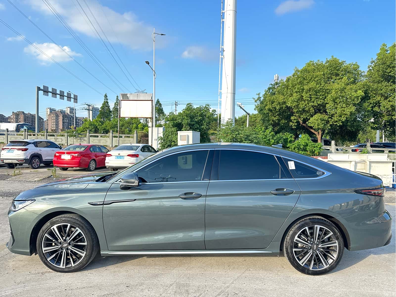 Chery Arrizo 8, 2025 3