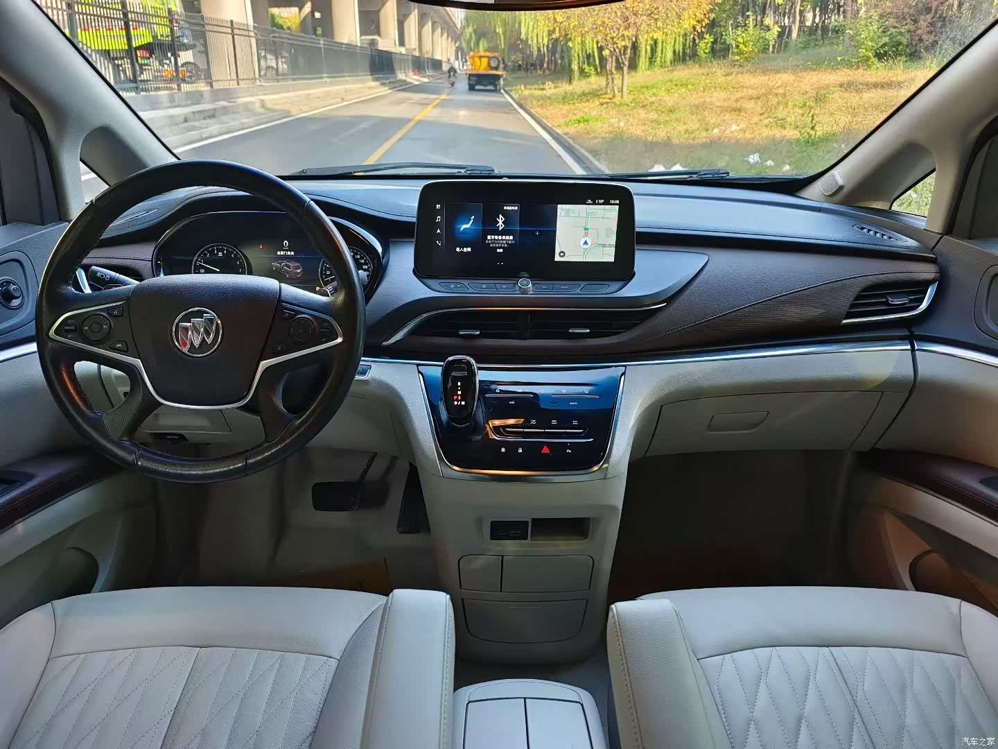 Buick GL8, 2022 все фото