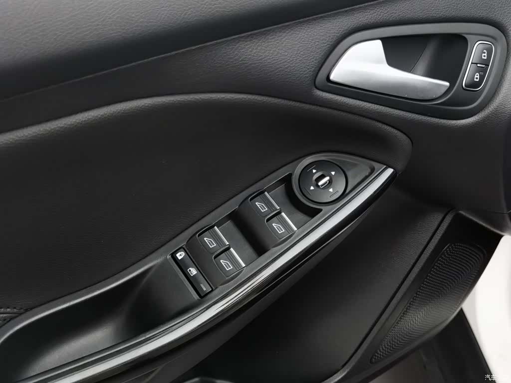 Ford Focus, 2017 9