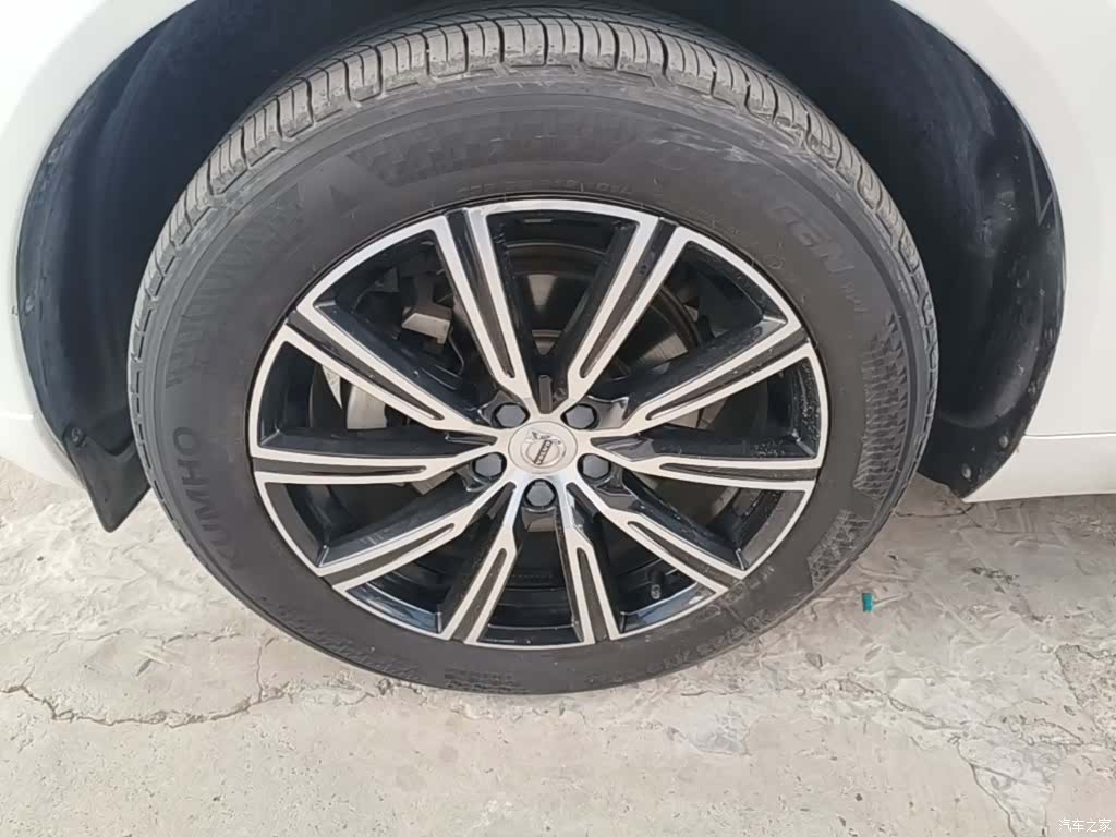 Volvo XC60, 2019 23
