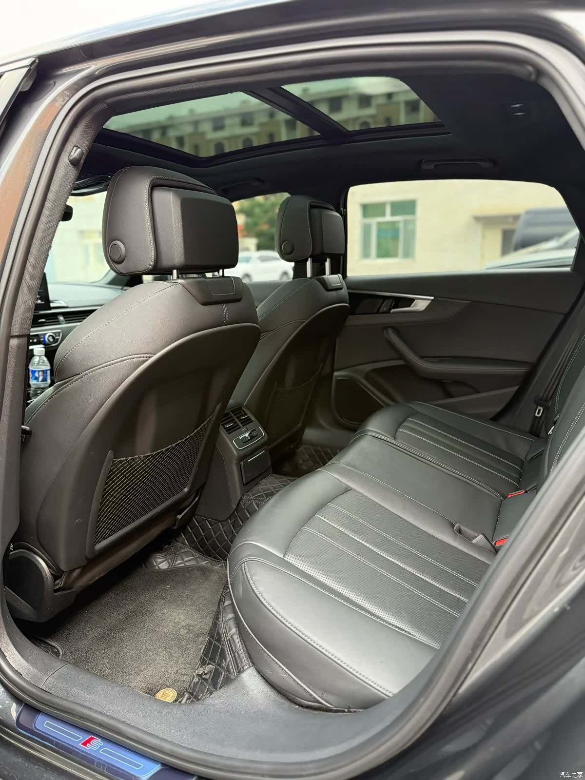 Audi A4L, 2023 9