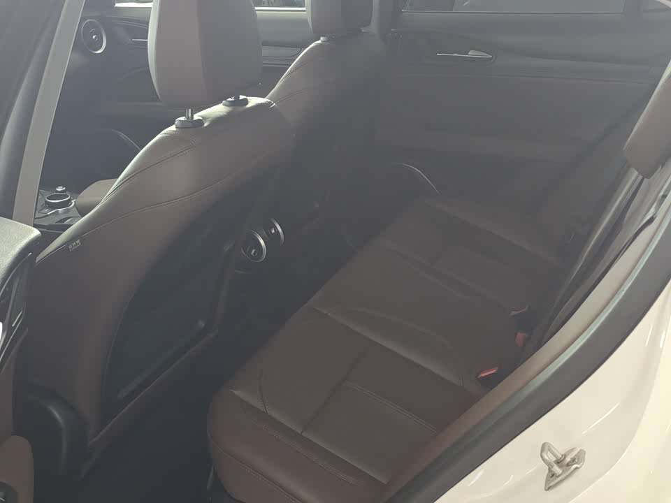 Alfa Romeo Stelvio Alfa Romeo Stelvio
