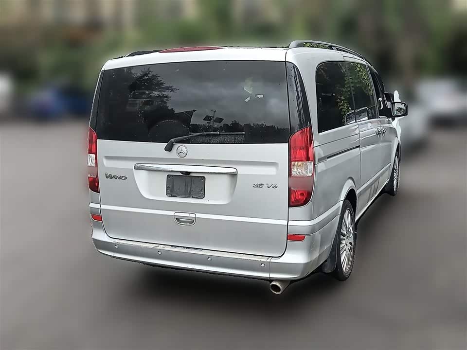 Mercedes-Benz Viano
