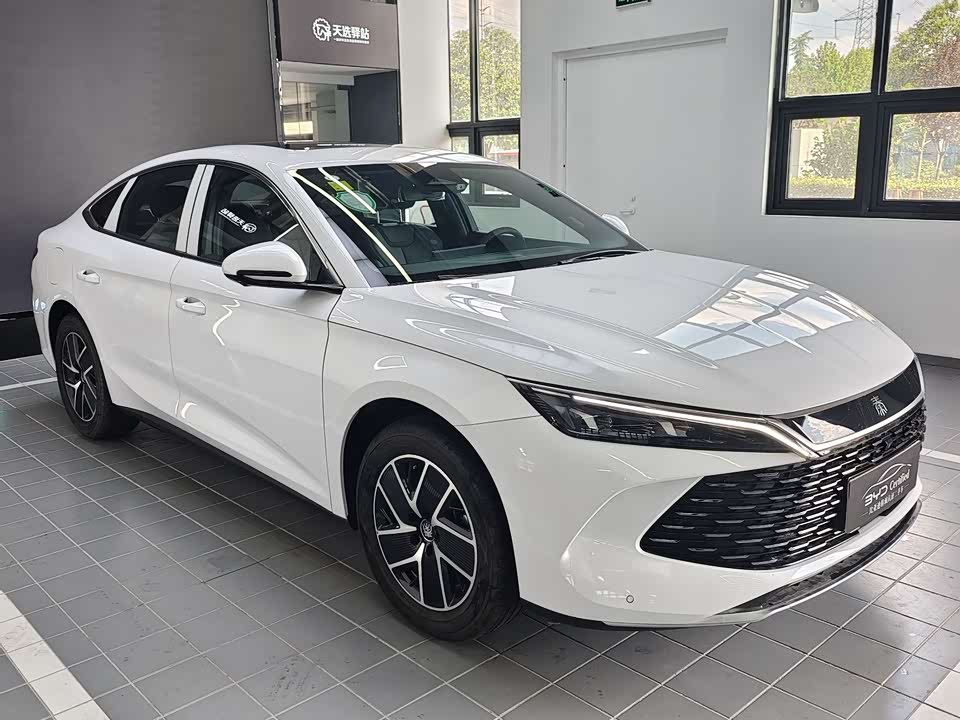 BYD Qin L BYD Qin L