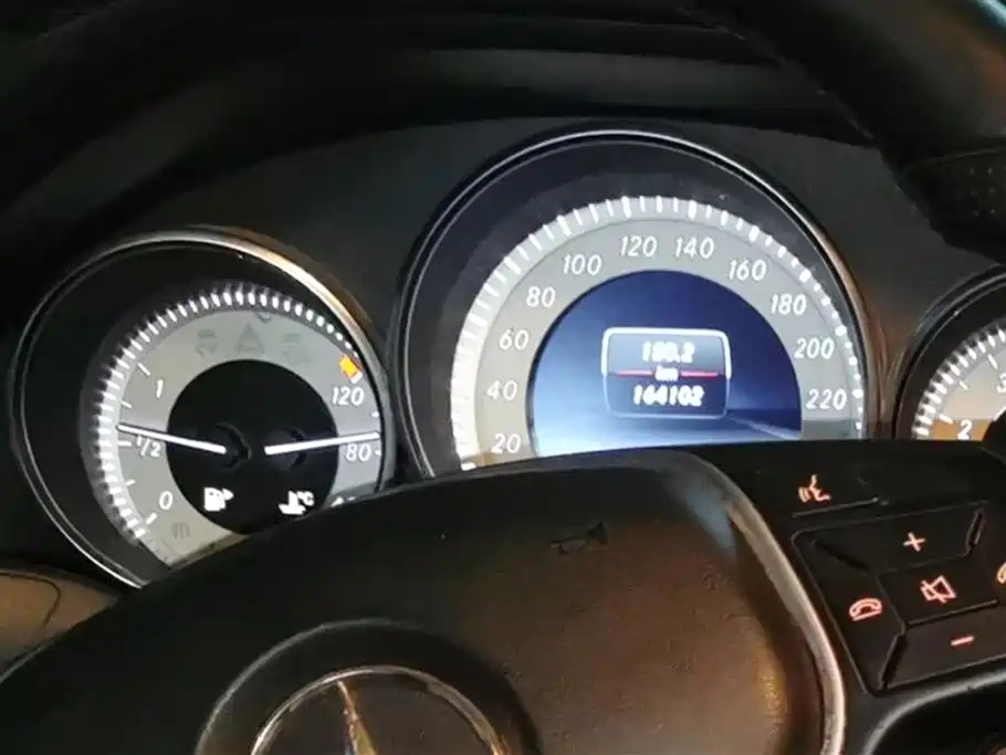 Mercedes-Benz E-class Mercedes-Benz E-class