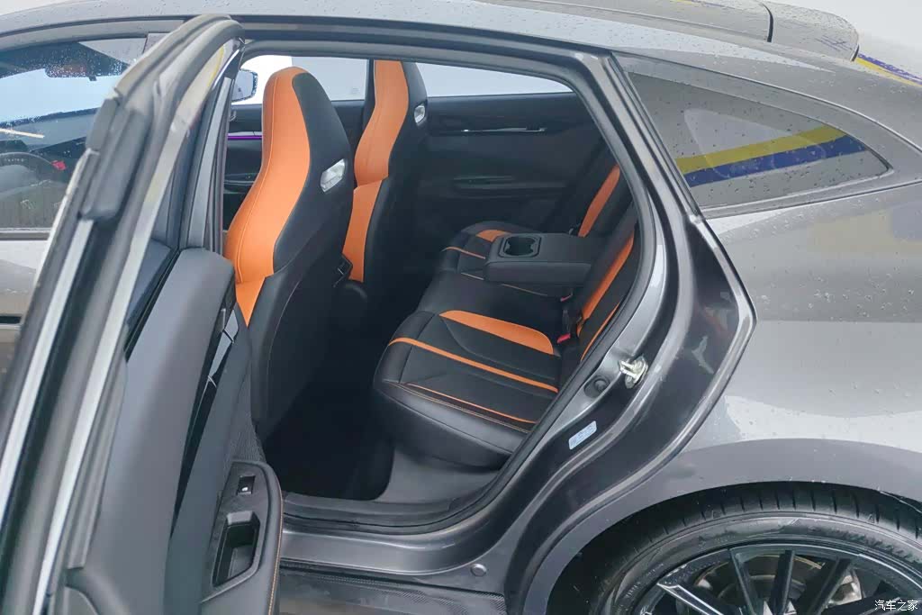 Changan UNI-V, 2024 11