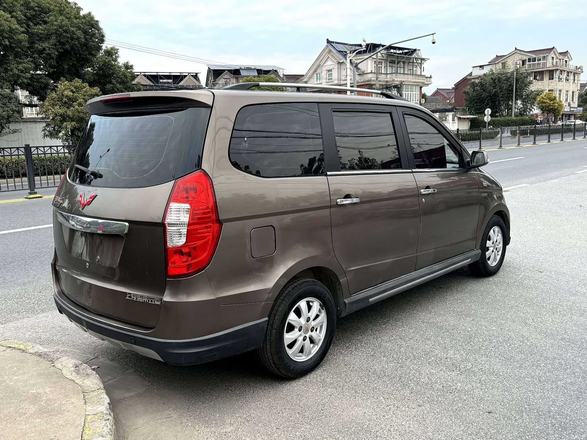 Wuling Hongguang, 2015 4