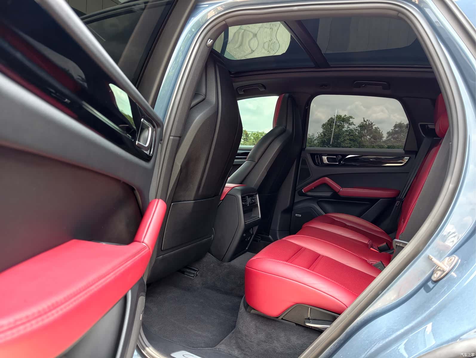 Porsche Cayenne, 2018 8