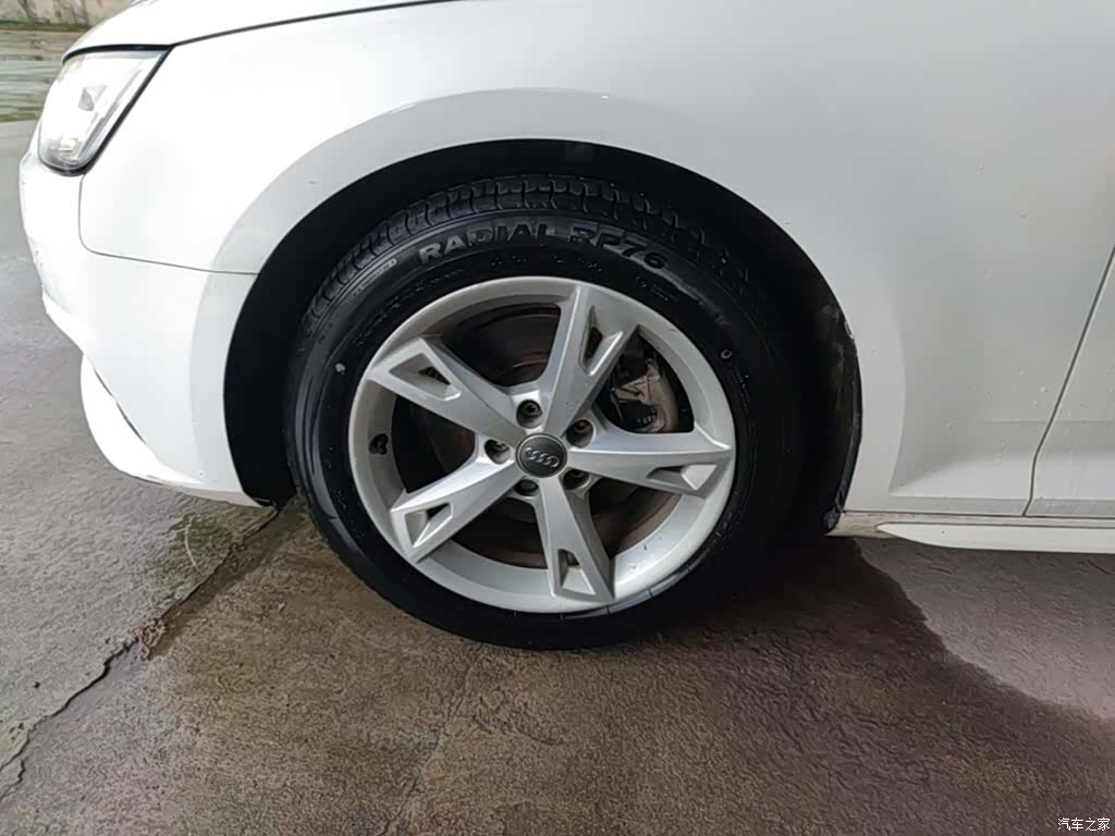 Audi A4L, 2017 23