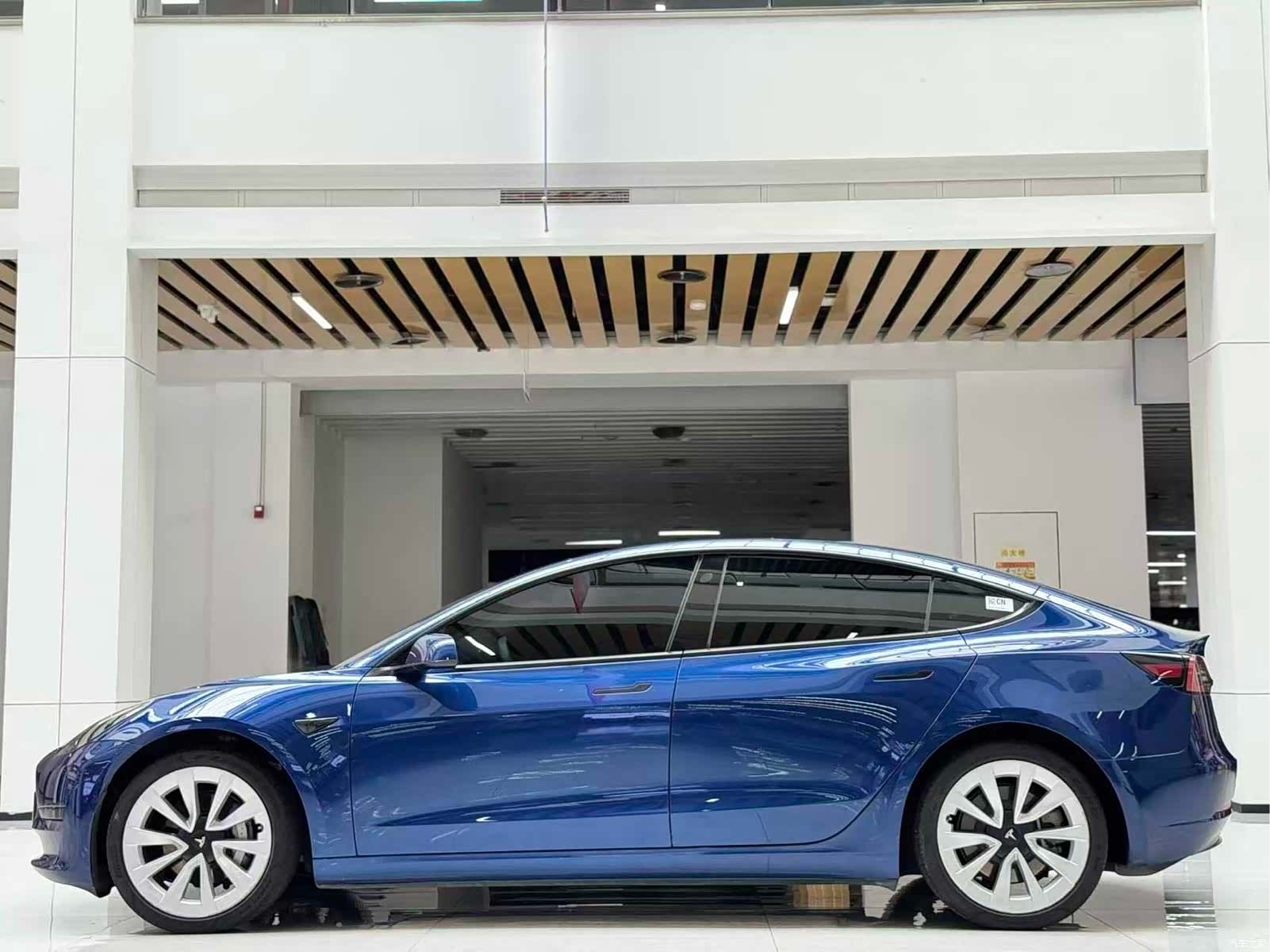 Tesla Model 3, 2021 8