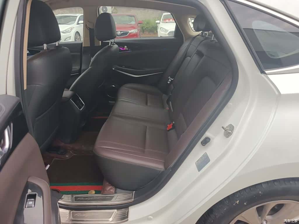 Changan CC, 2018 17