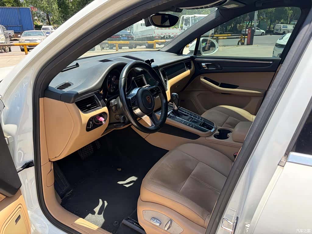 Porsche Macan, 2018 9