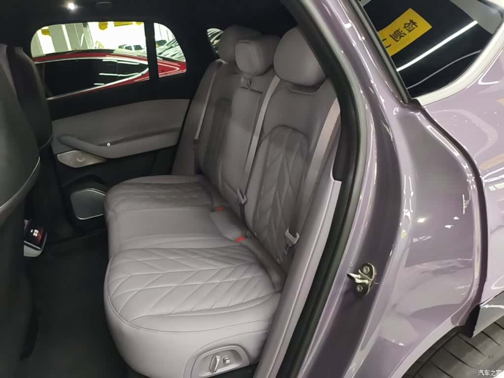 NIO EC6, 2025 17