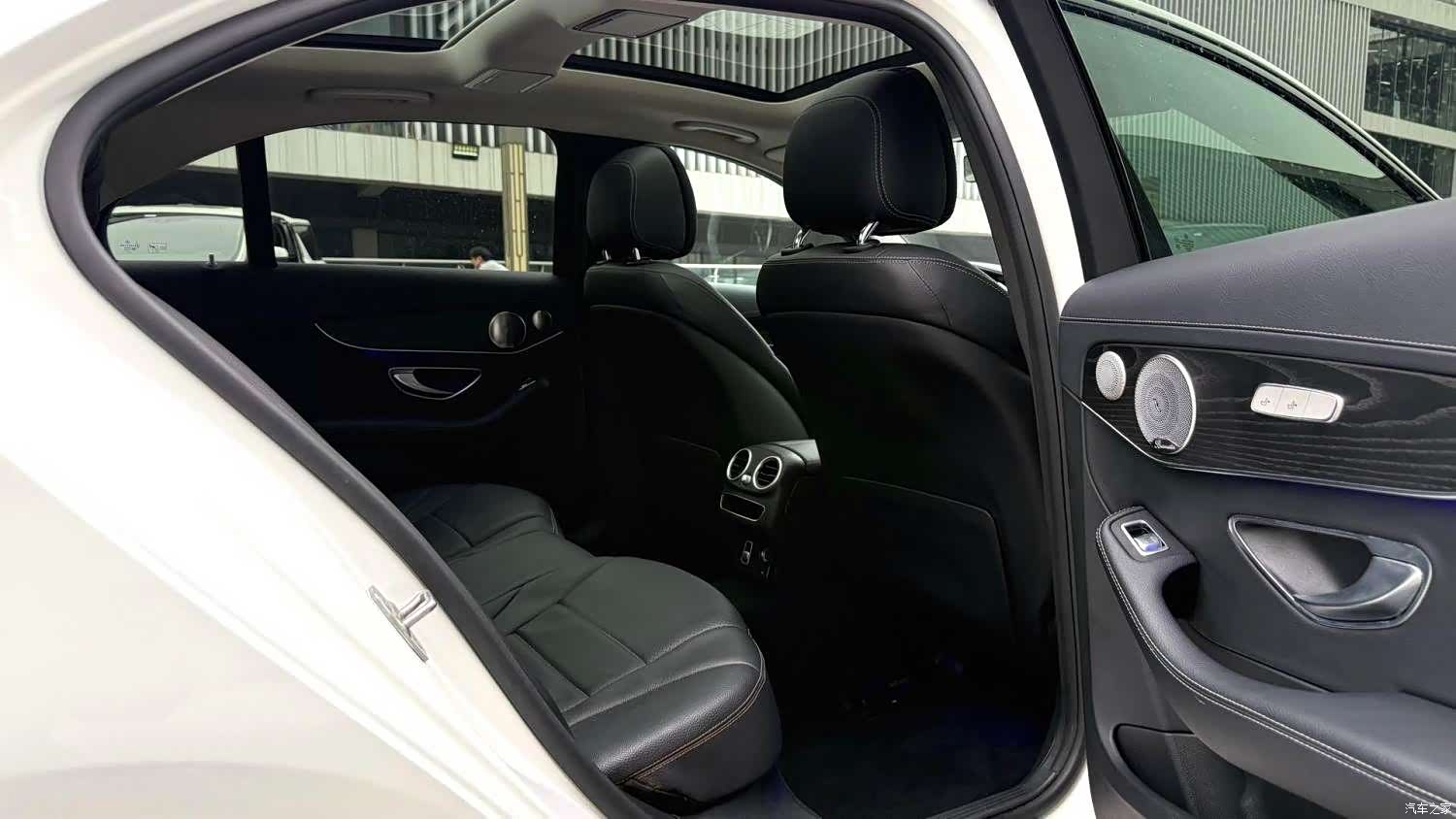 Mercedes-Benz C-Class, 2021 12