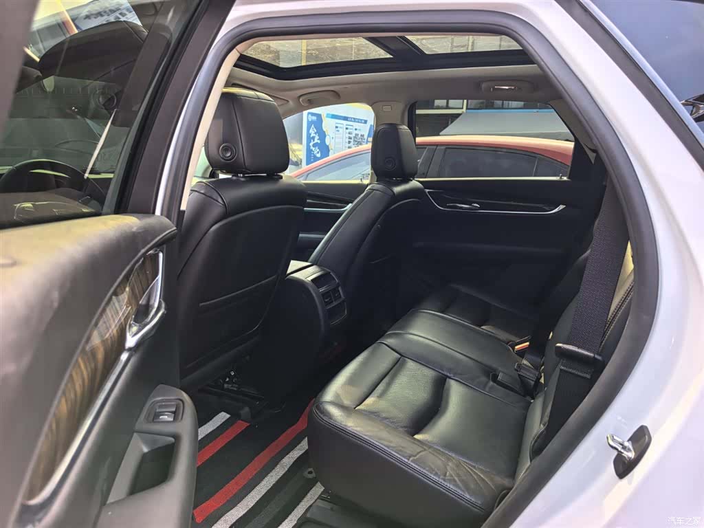 Cadillac XT5, 2018 10