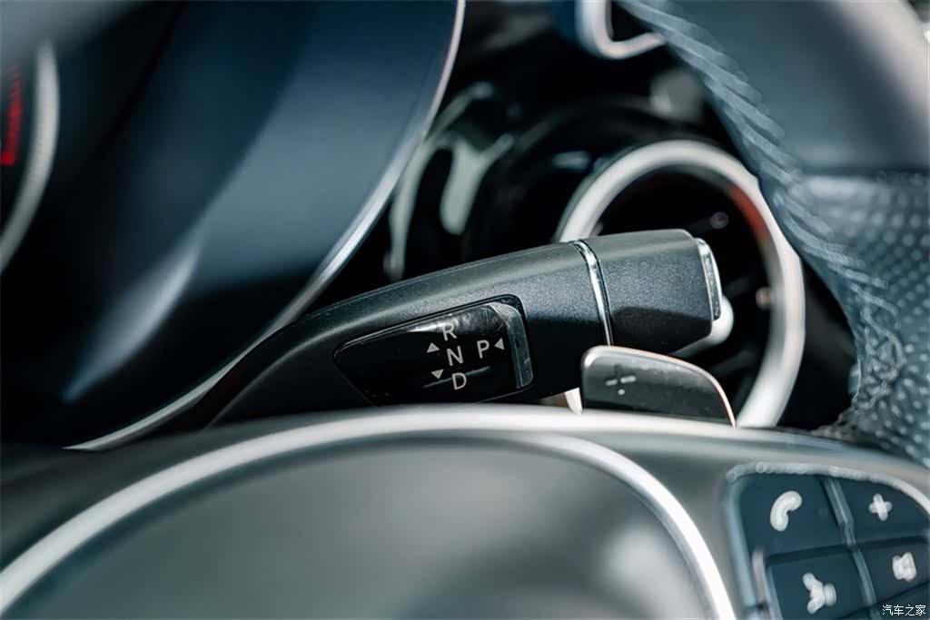 Mercedes-Benz C-Class, 2017 15