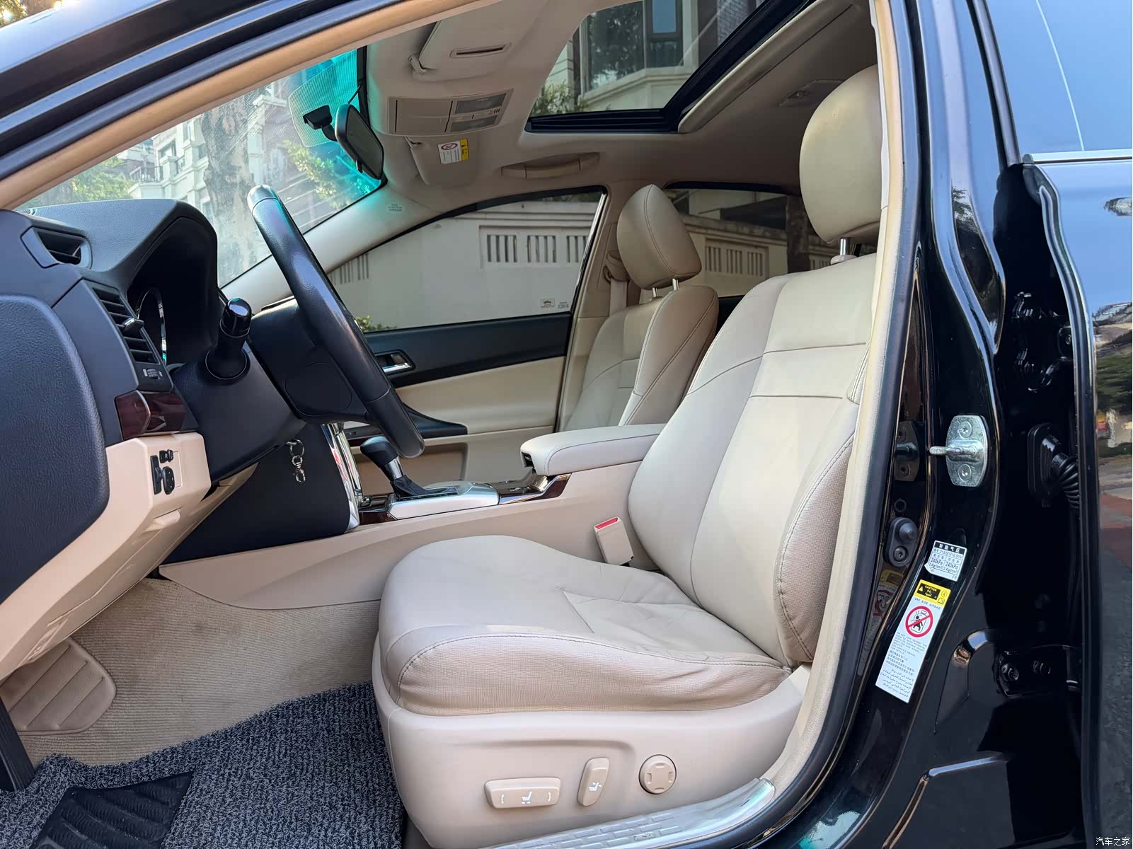 Toyota 2.5V, 2013 все фото