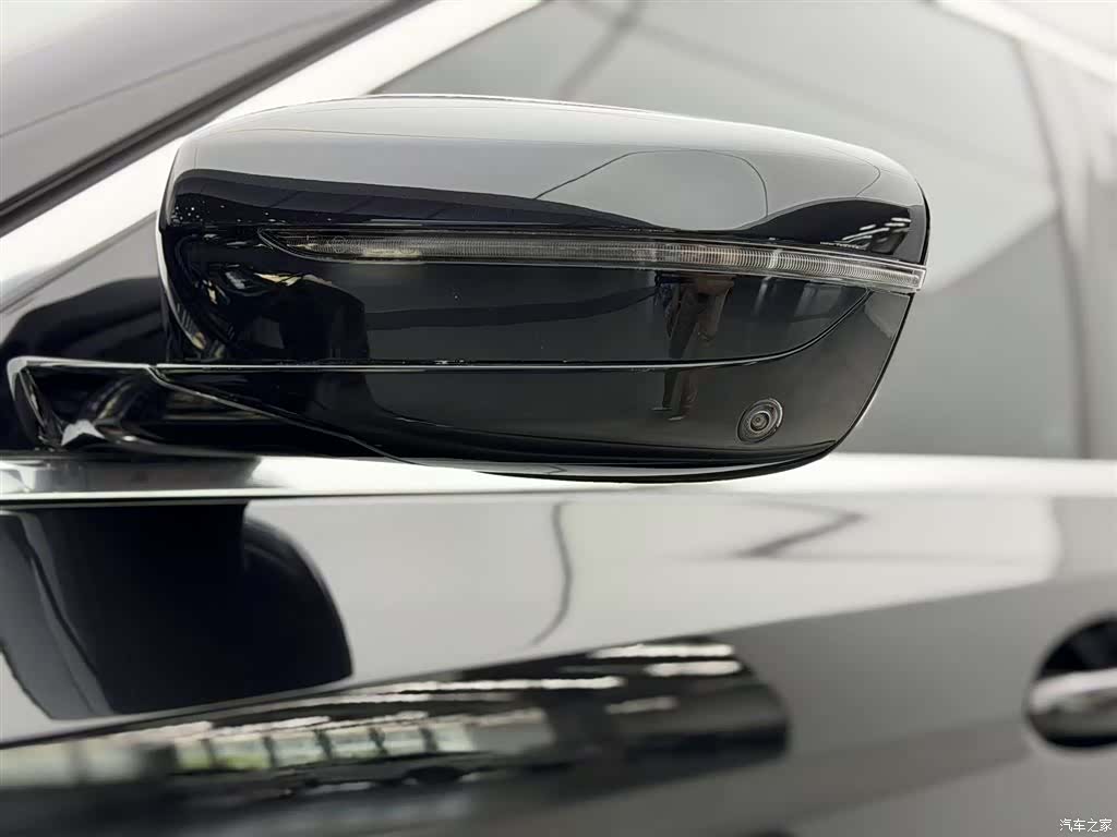 BMW 5 Series, 2023 29