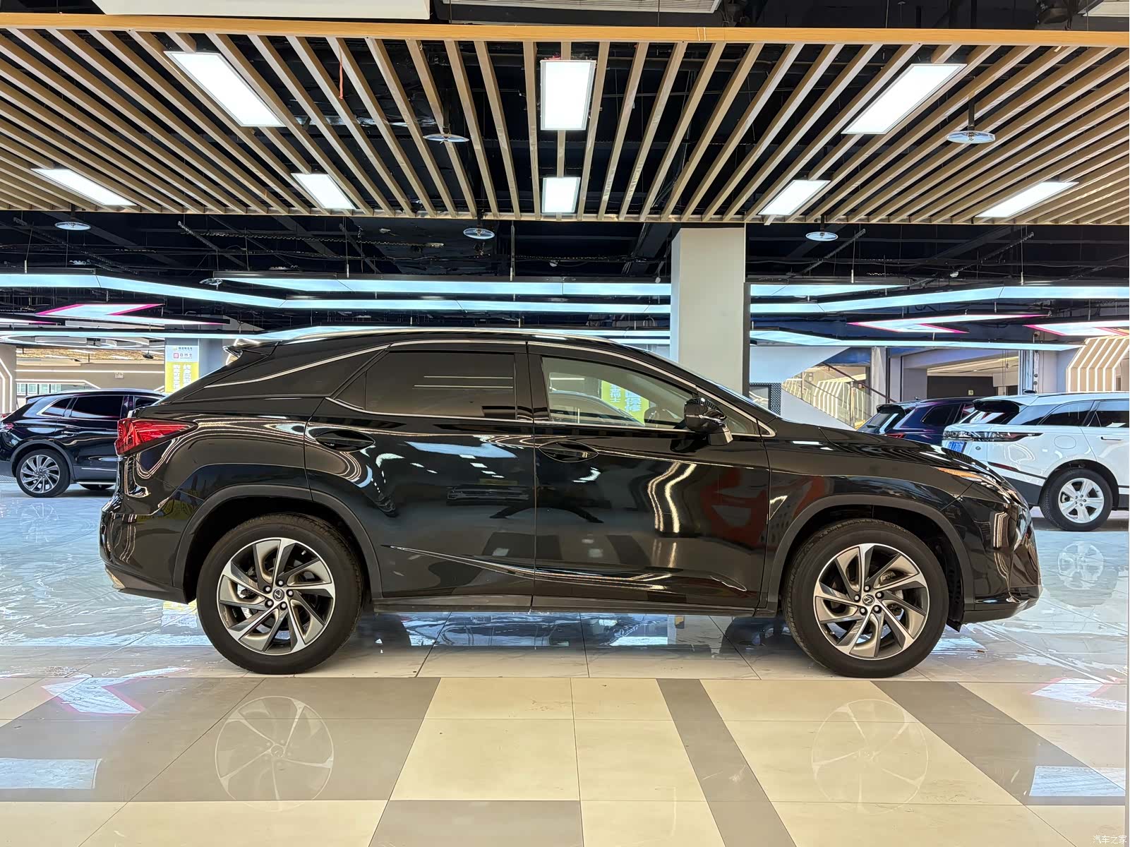Lexus RX, 2019 6