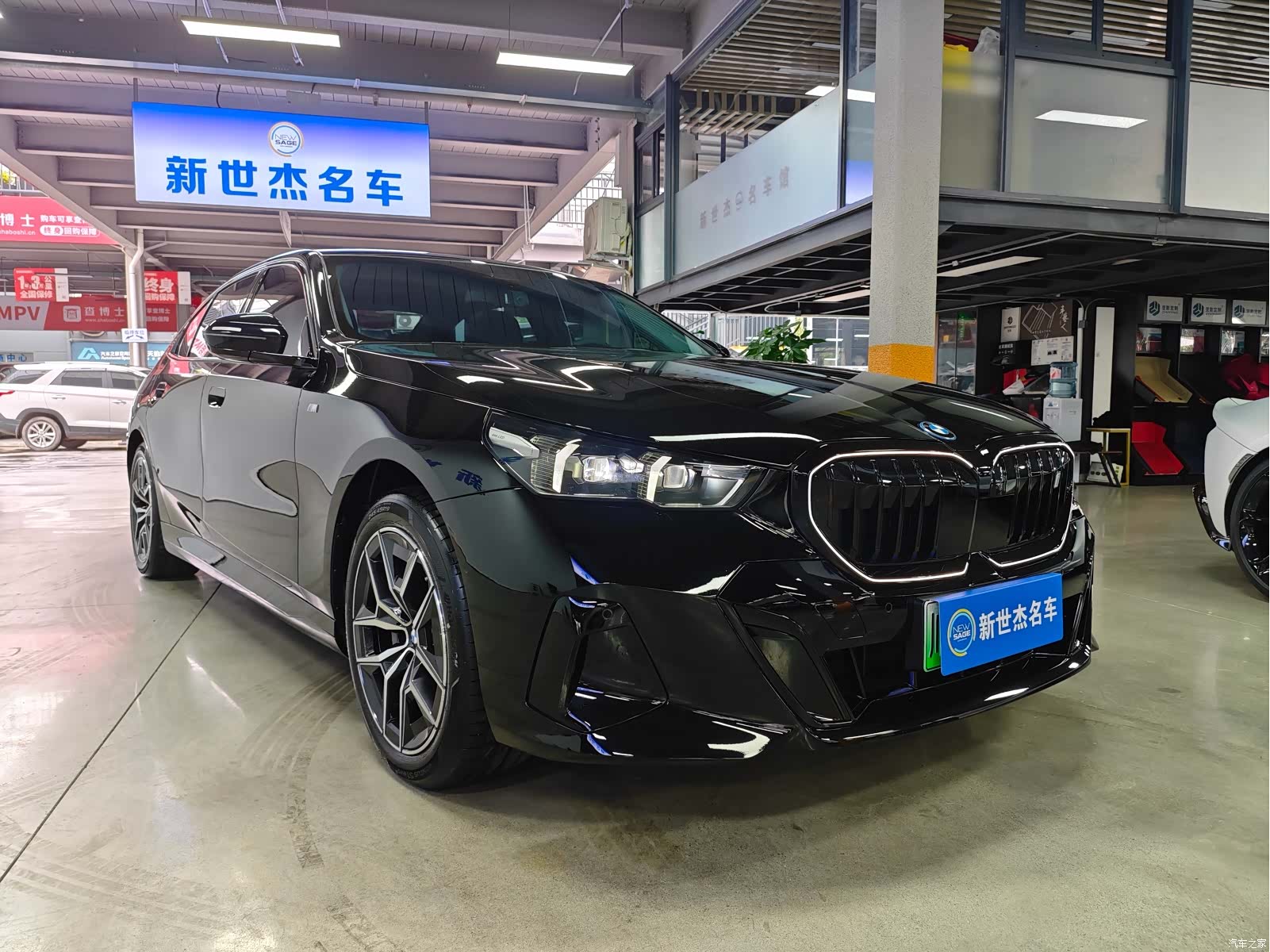 BMW i5, 2025 3