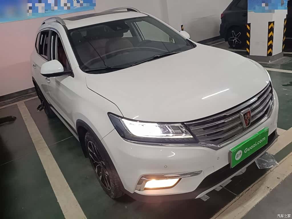 Roewe RX5, 2017 4
