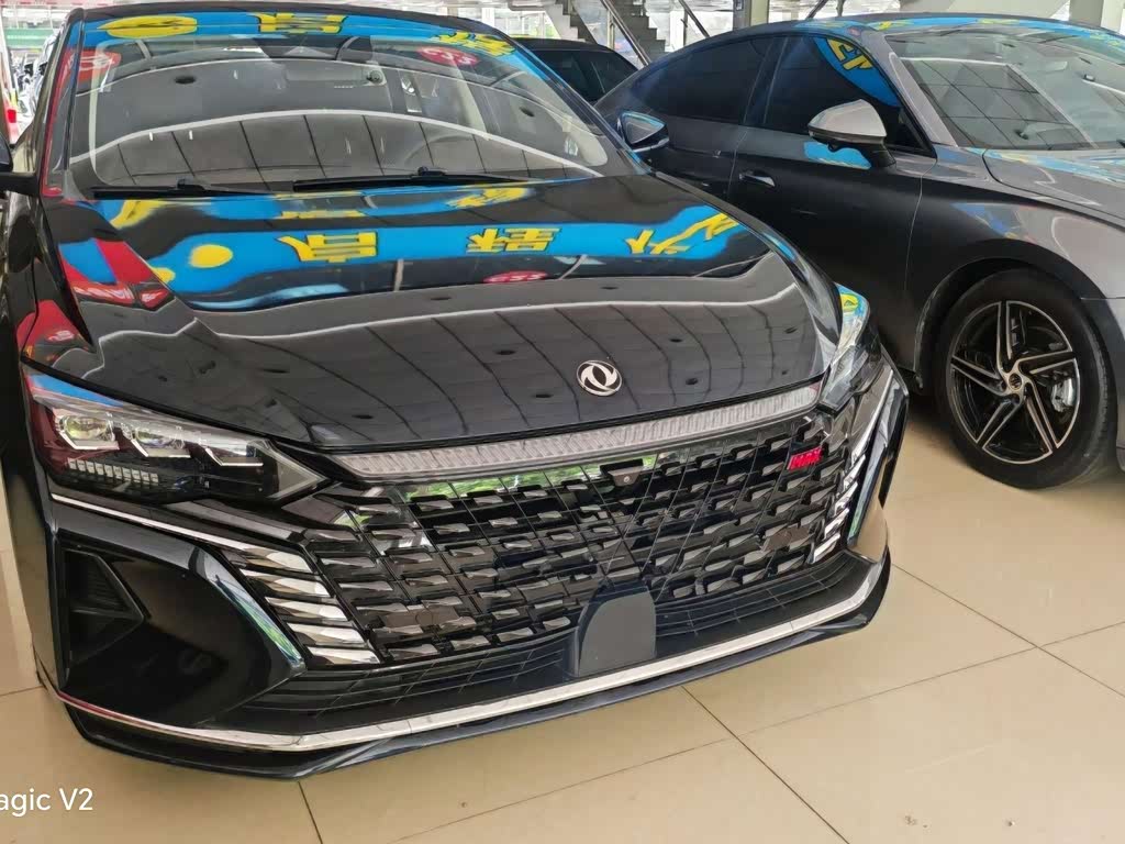 Dongfeng Aeolus Yixuan Max