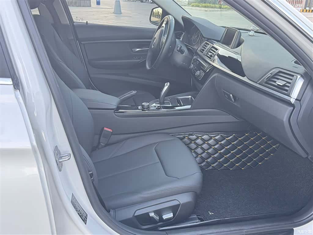 BMW 3 Series, 2017 17